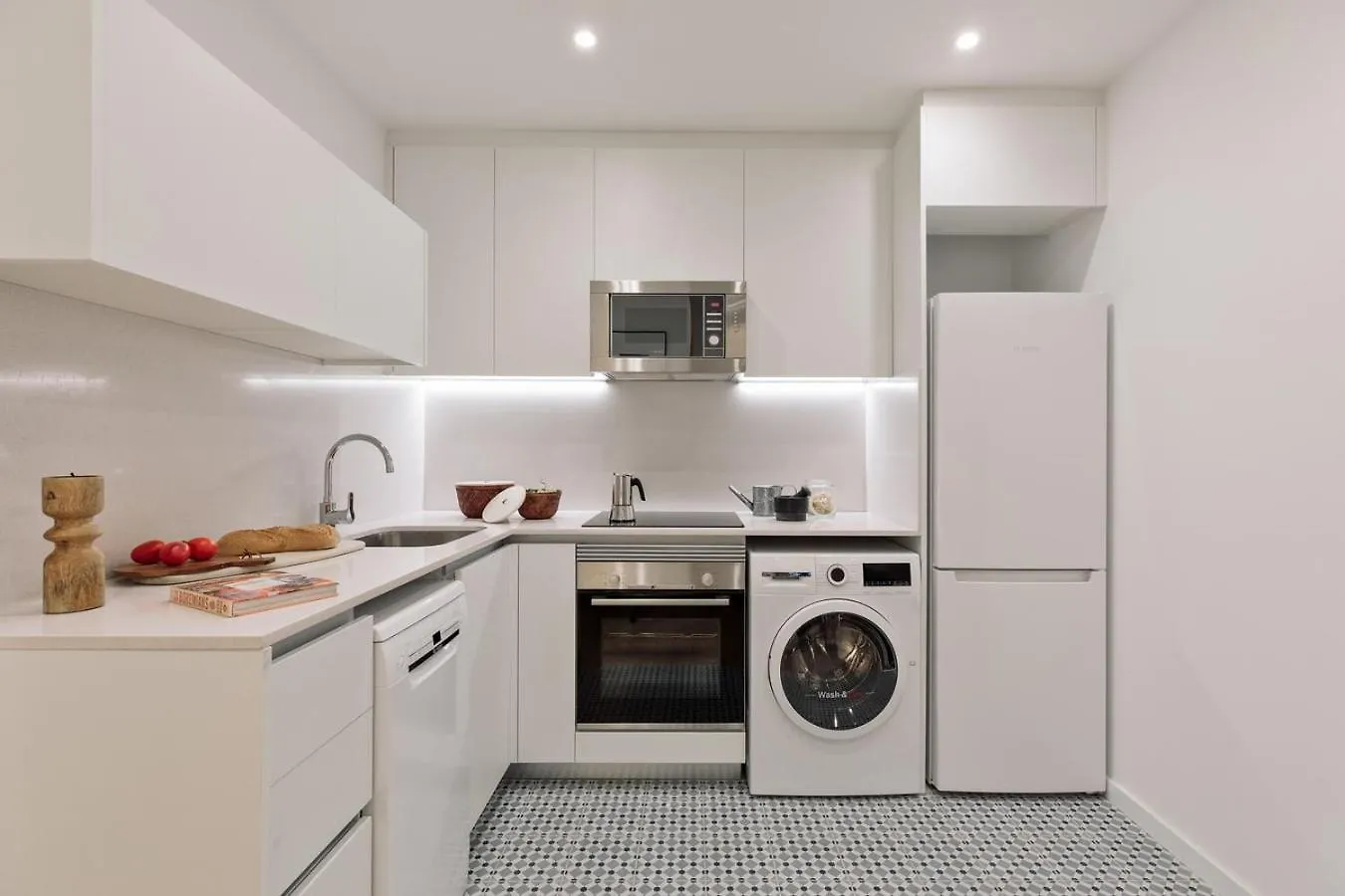Apartment Praiano - 2 Bedrooms, Balcony And Terrace In Ciutat Vella Barcelona